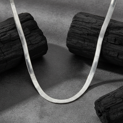 The Urban Sleek Chain