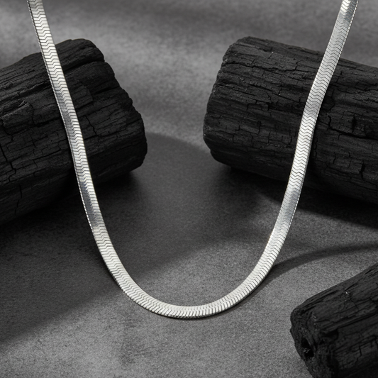 The Urban Sleek Chain