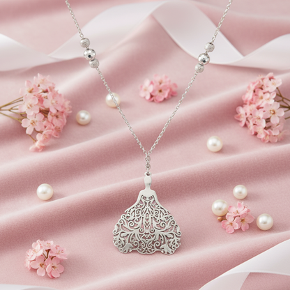 The Dreamy Princess Necklace