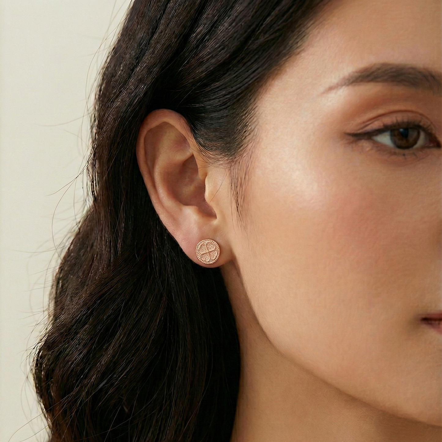 Lucky Charm Disc Studs