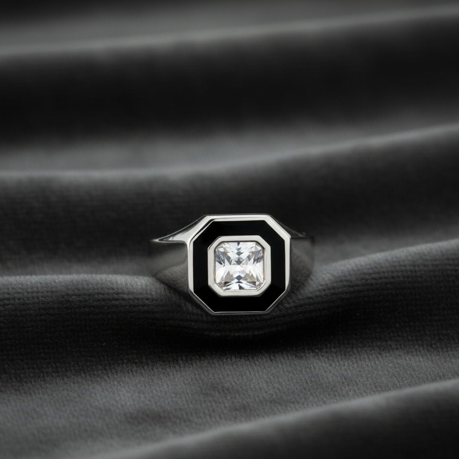 Gatsby Ring by Maela