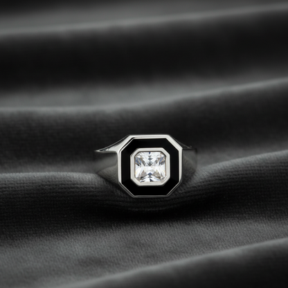 Gatsby Ring by Maela