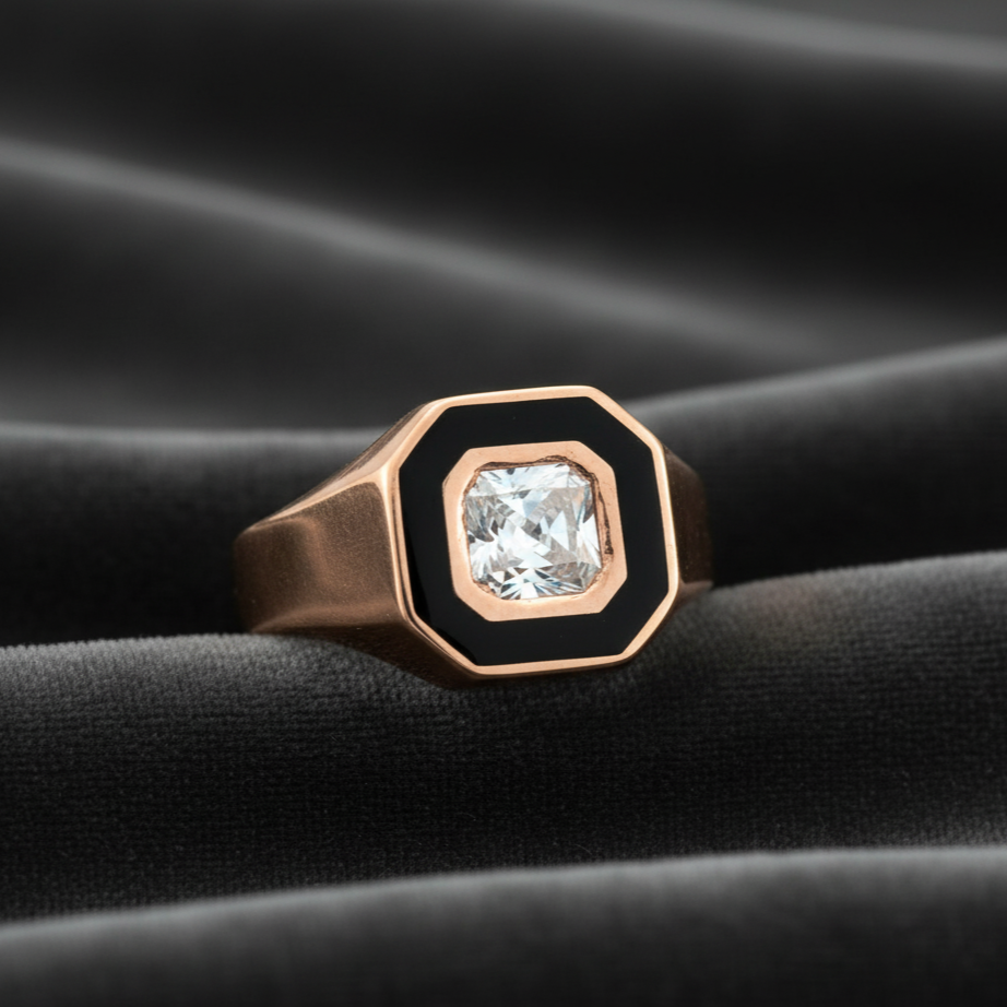 Gatsby Ring by Maela