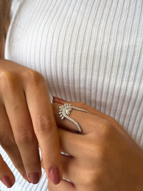 Crowned Radiance Ring