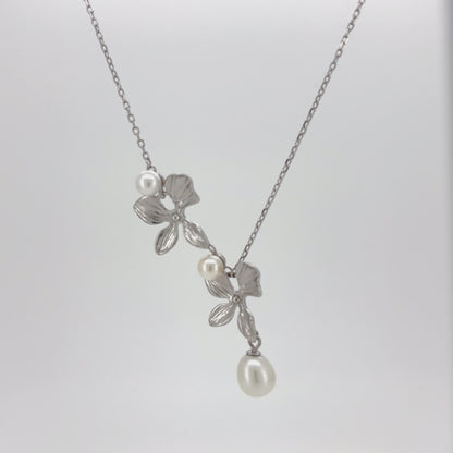 The Garden of Pearl Necklace